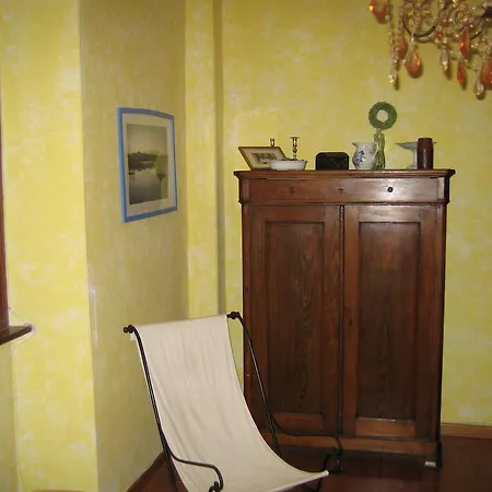 Casa Rosa Faggeto Lario